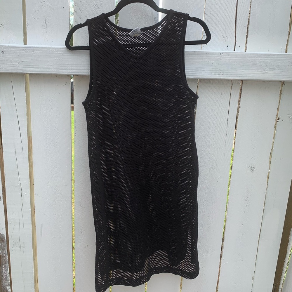 Mesh Beach Cover Up Size Small 100% Polyester